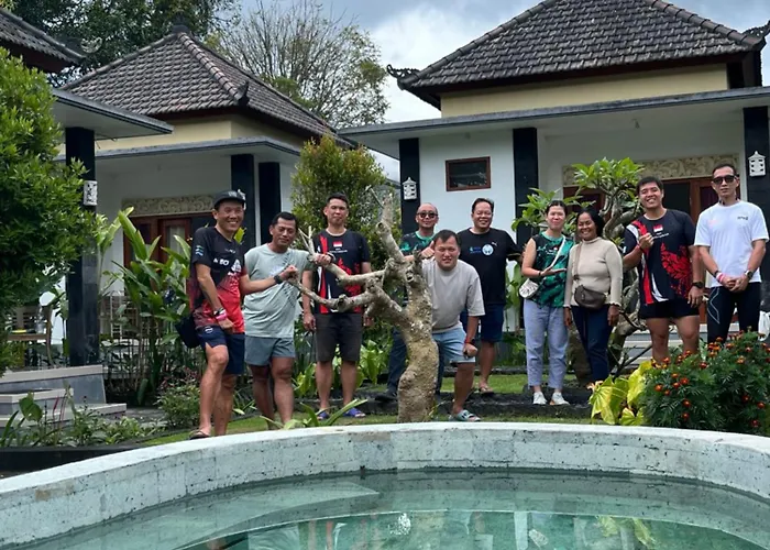 Batur Happy House ゲストハウス Kintamani